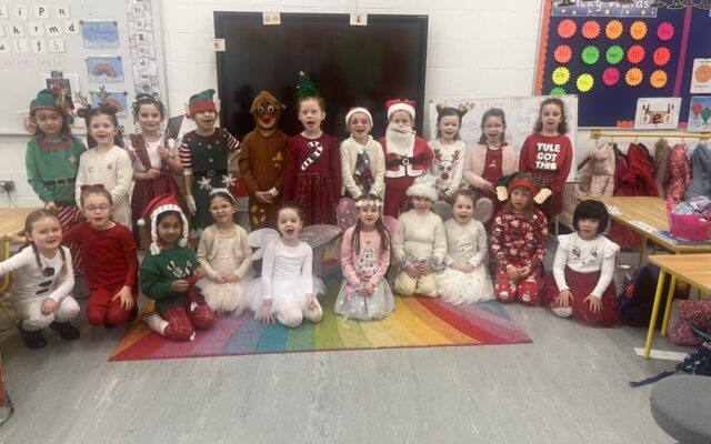 Senior Infant Christmas Play Photo!